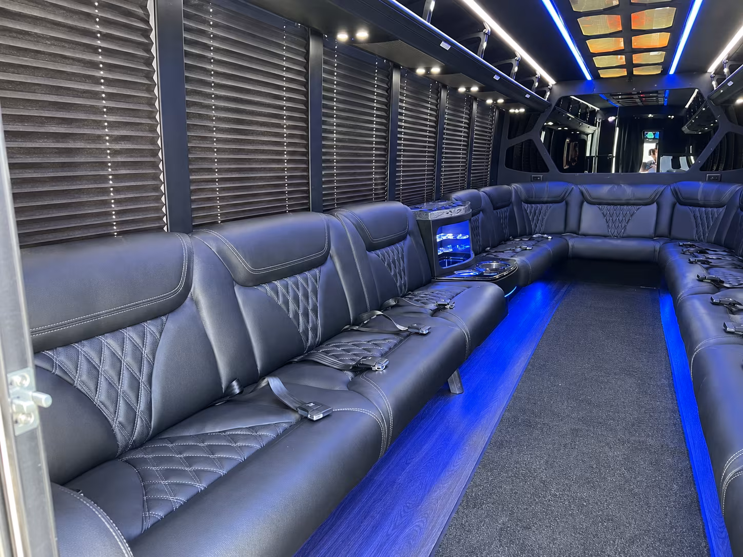 San Leandro Homecoming & Prom Party Bus Rentals