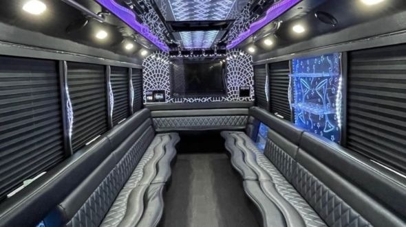hayward 20 passenger party bus